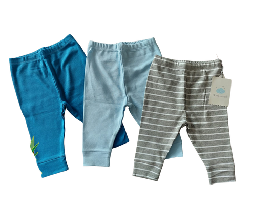 set de 3 pantaloncitos básicos – cloud island (talla 0-3 meses